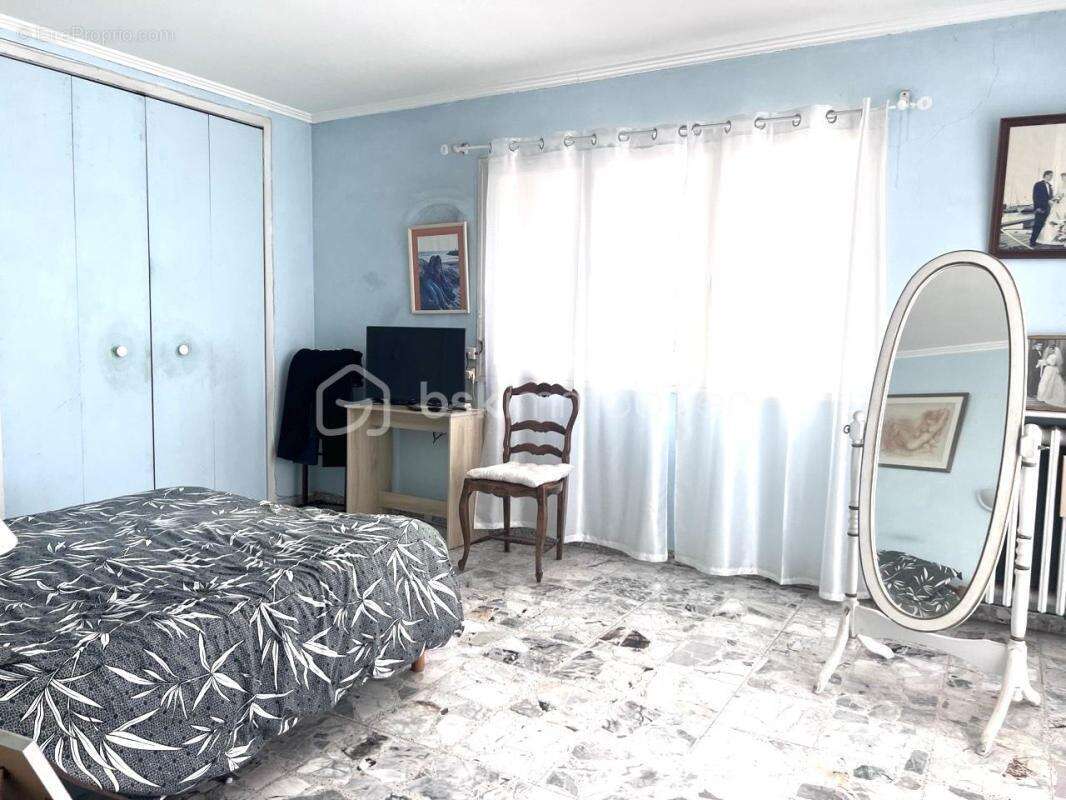 Appartement de 109 m2 avec jardin privatif terrasse et garage - photo 5