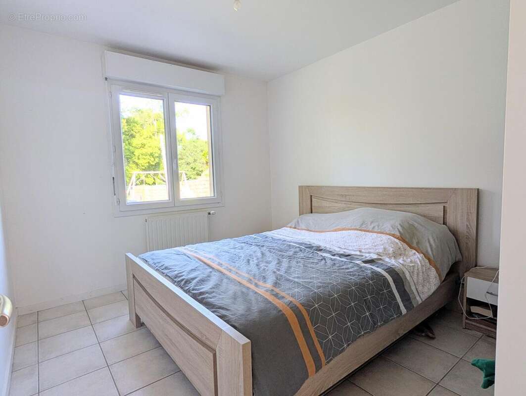 Photo 6 - Maison à SAINT-YZAN-DE-SOUDIAC
