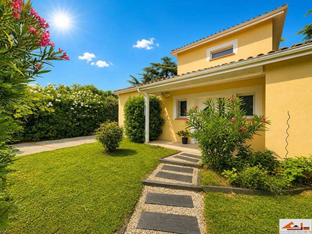 Maison à RAMONVILLE-SAINT-AGNE