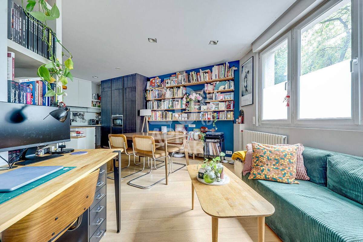 Appartement à PARIS-19E