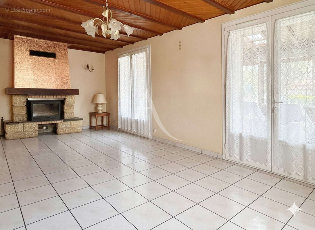 Maison à CANEJAN