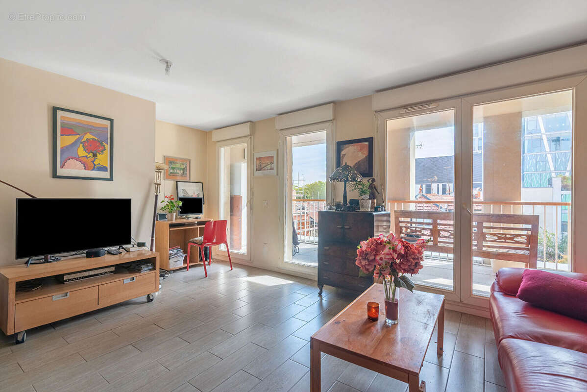 Appartement à LE KREMLIN-BICETRE