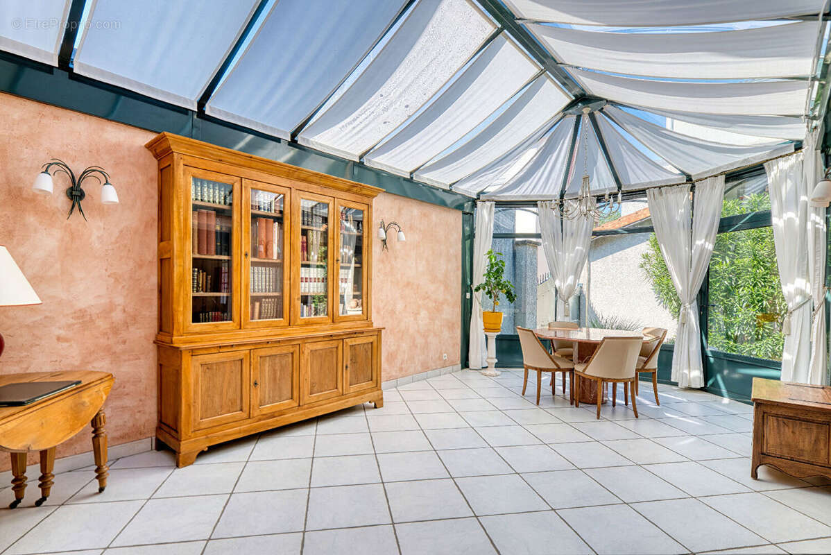Maison à MIONS
