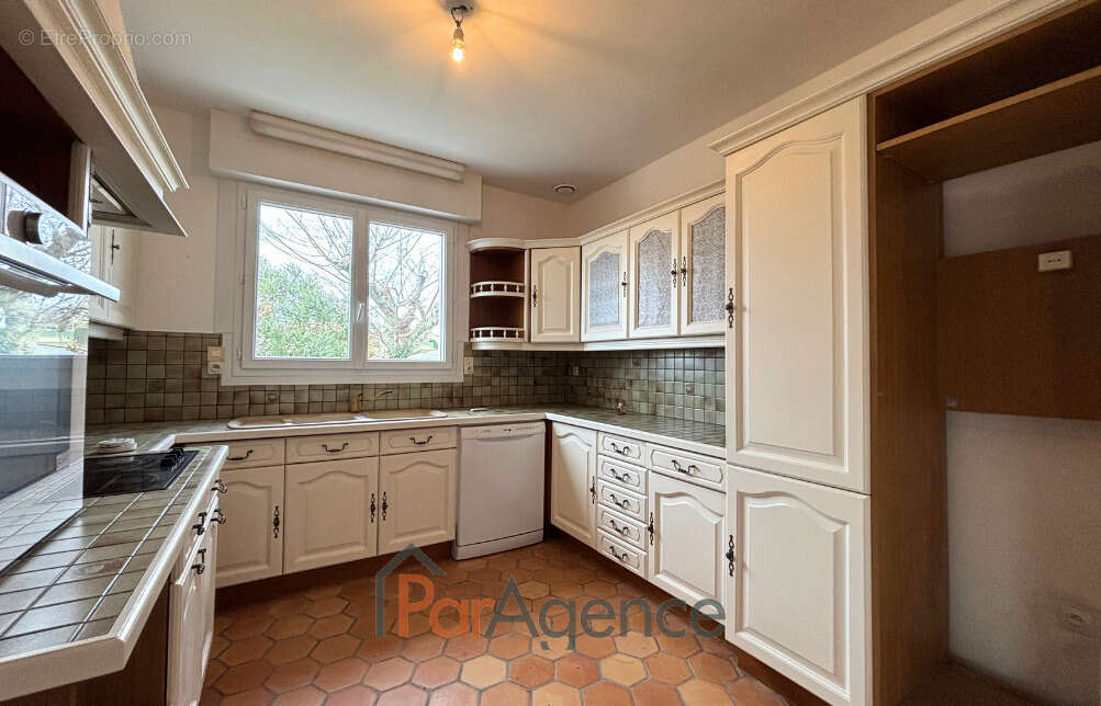 Maison à VAUX-SUR-MER