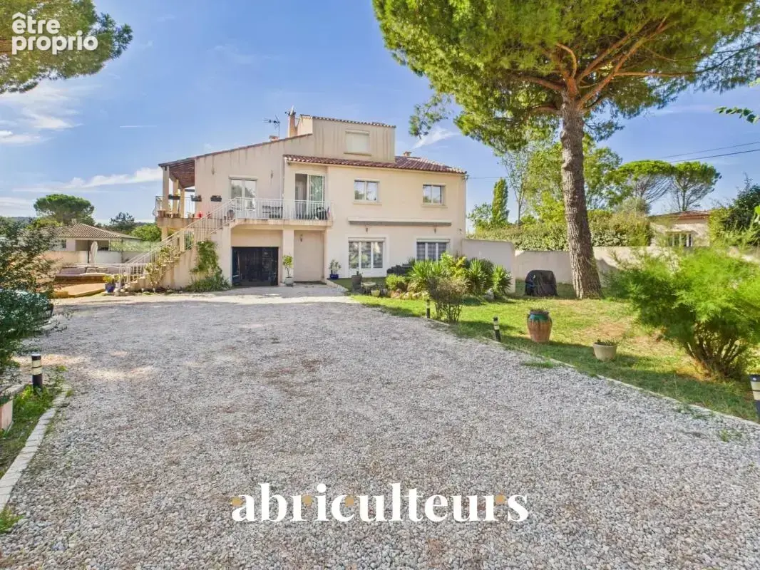 Maison à BOUC-BEL-AIR