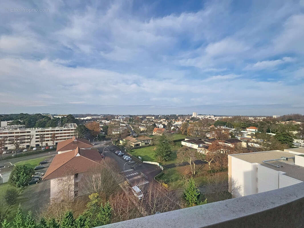 Appartement à PESSAC