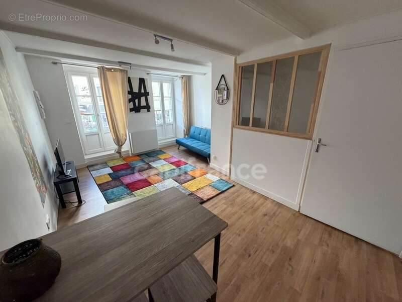 RARE SUR LE MARCHÉ - Maison à vendre 5 pièces avec studio indépendant en rez-de-chaussée - photo 6