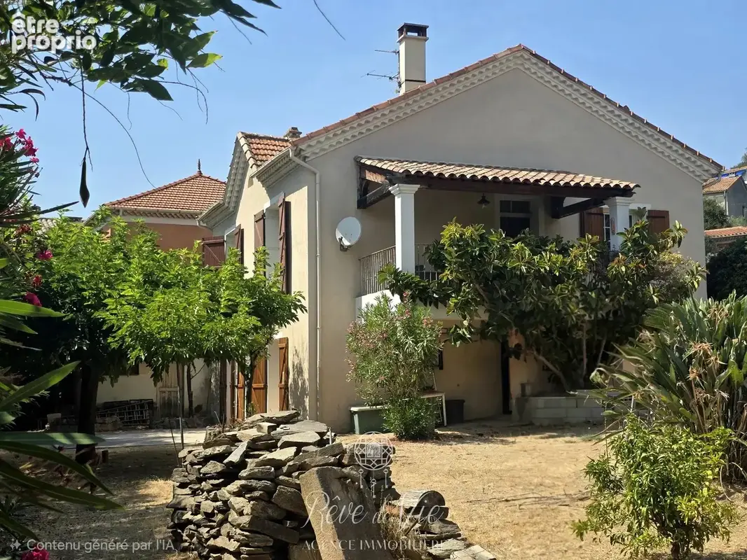 Maison à rénover le lavandou centre-ville proche plages - photo 3
