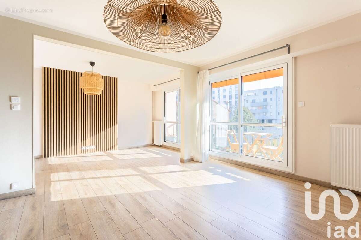 Photo 2 - Appartement à CLERMONT-FERRAND