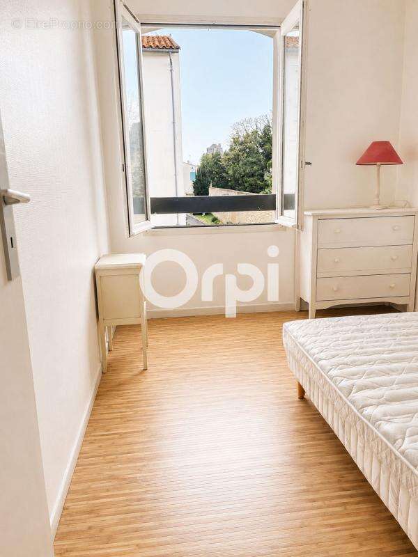 Appartement à SAINT-MARTIN-DE-RE