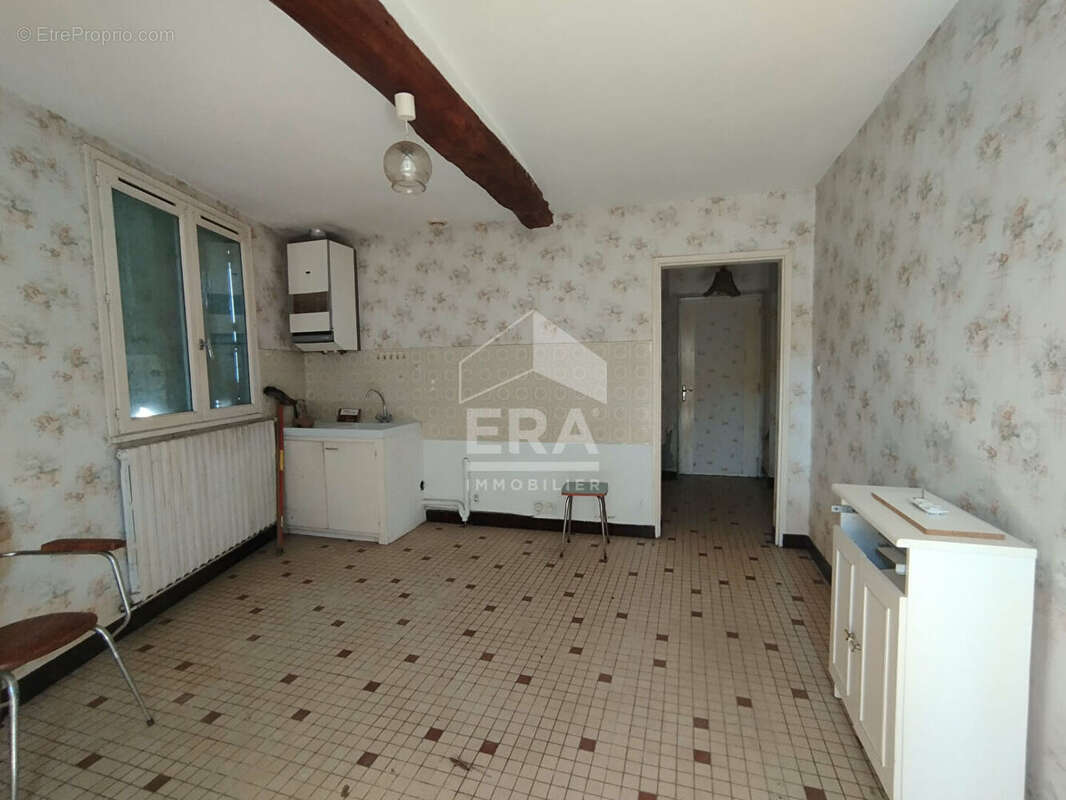 Maison 200 m² à Marcilly-Sur-Vienne  - photo 7