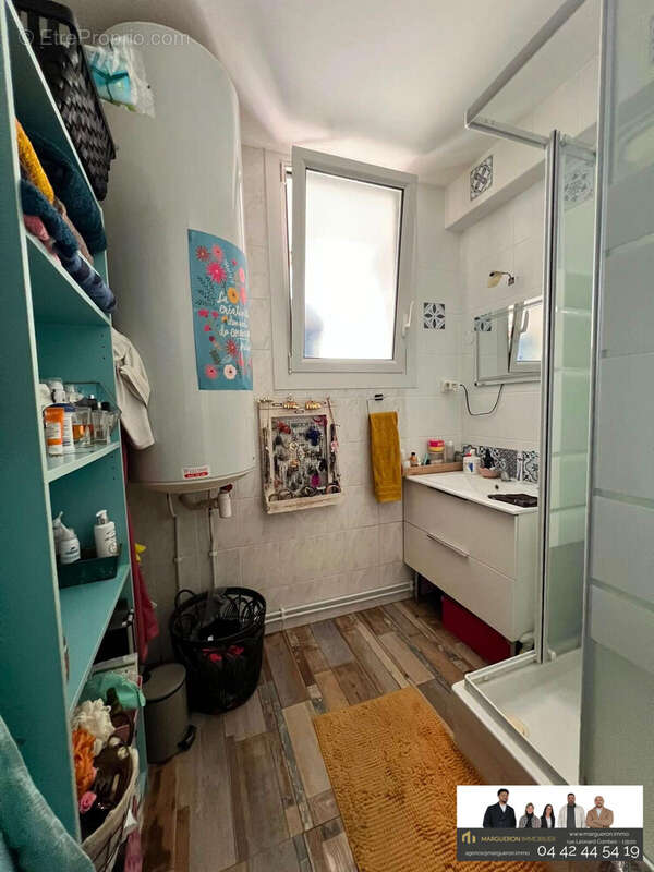 Appartement 65 m² à Istres  - photo 7
