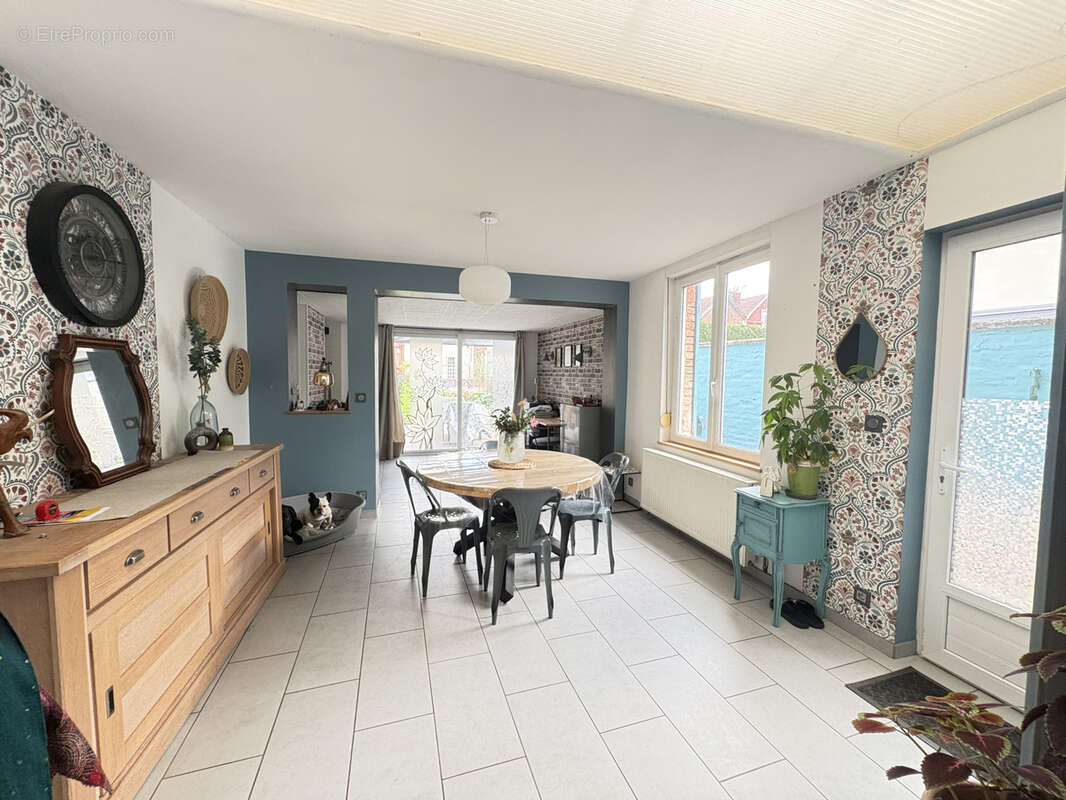 Maison à FLIXECOURT