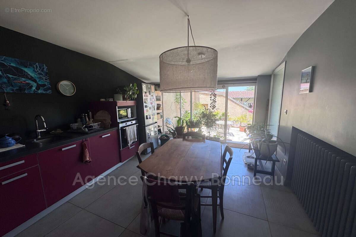 Maison à PRAT-BONREPAUX