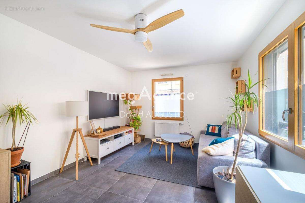 Appartement à LYON-7E