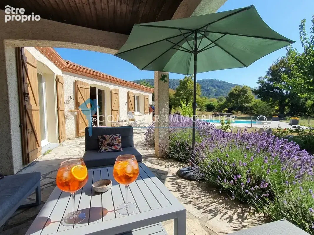 Proche le vigan : villa plain pied 3 chambres sur terrain 3000 m2 avec piscine - photo 3