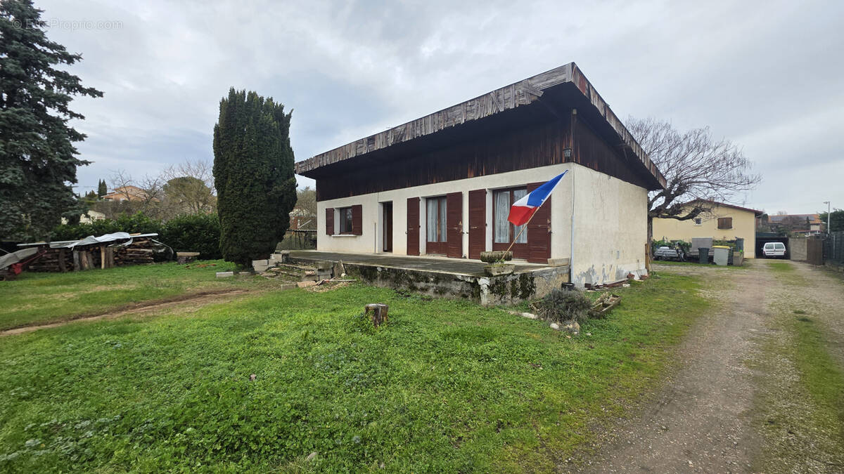 Maison à CHARVIEU-CHAVAGNEUX