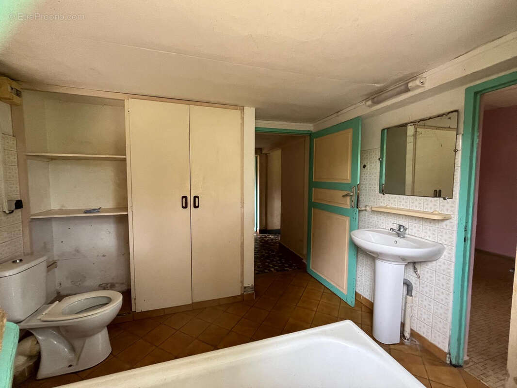 Maison à CAPESTERRE-BELLE-EAU