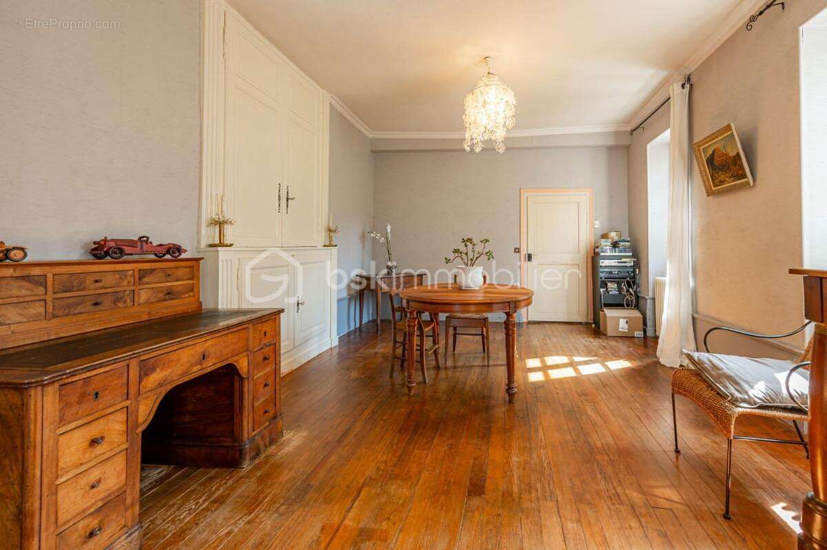 Belle maison de Maître de caractère / Terrain arboré / Sous-sol complet - photo 8