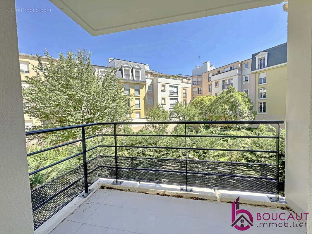 Appartement à LE PLESSIS-ROBINSON