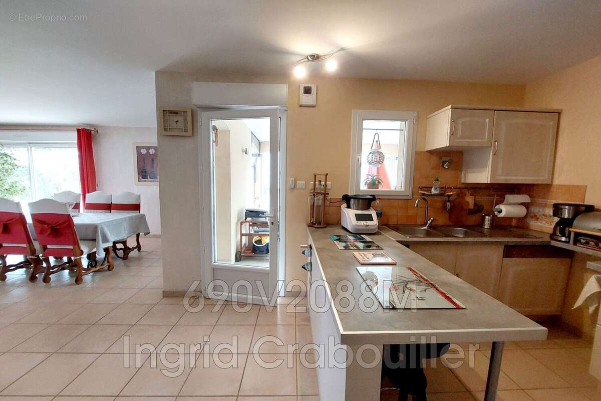 Maison à VAUX-SUR-MER