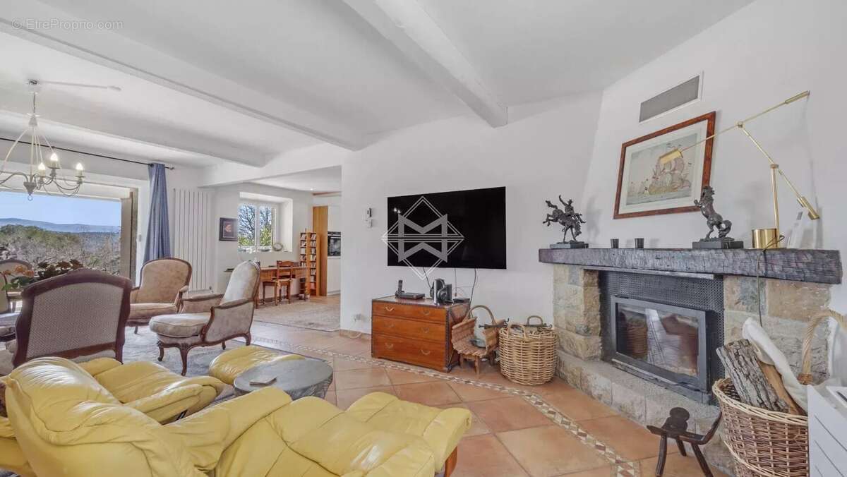 Maison à FAYENCE