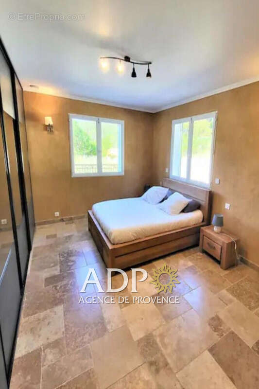 Maison à CASTELLANE