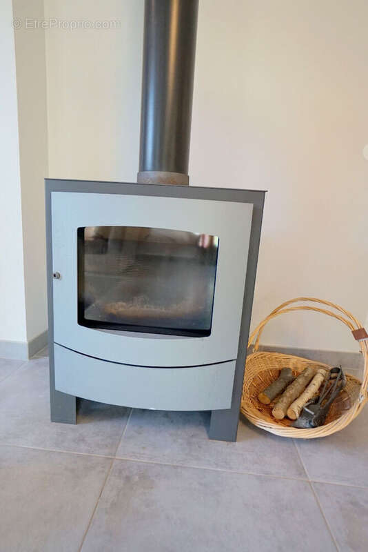 Maison à MEZIERES-SUR-SEINE