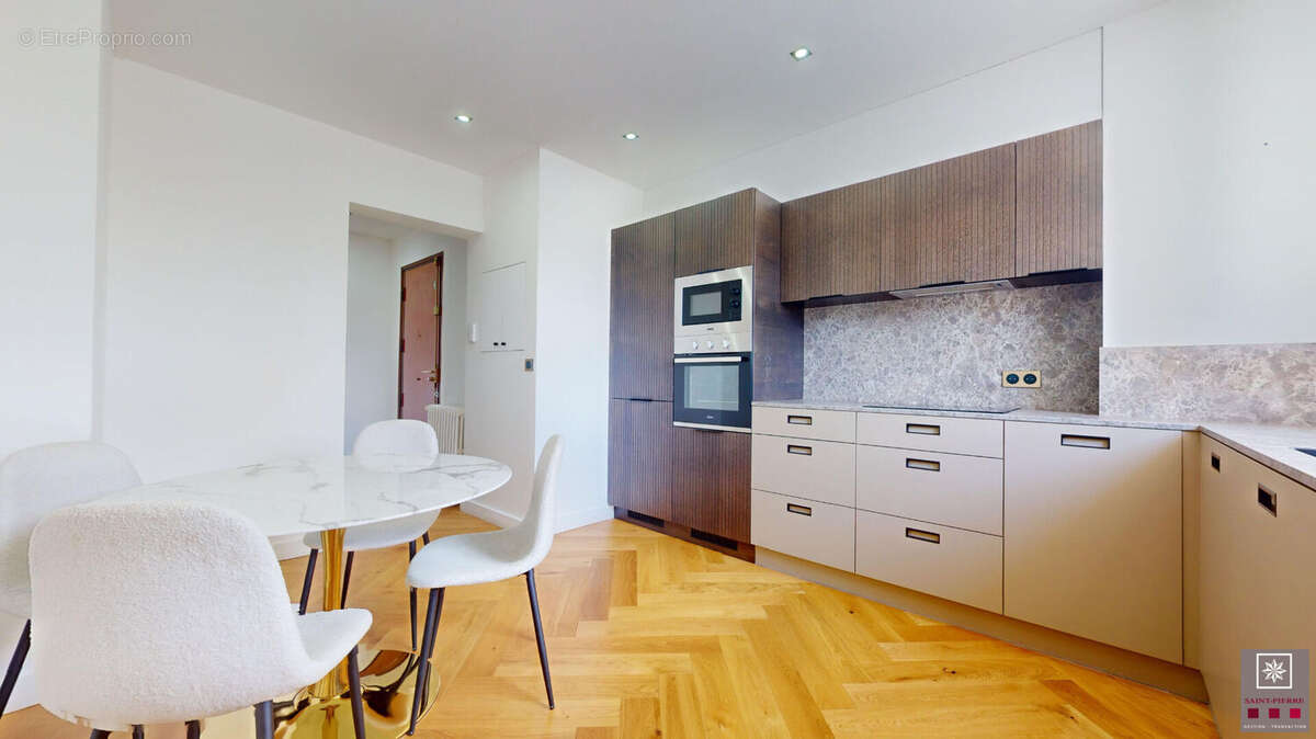 Appartement à LYON-6E