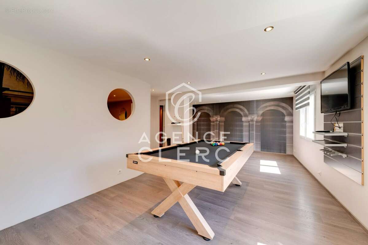 Appartement à ALLONZIER-LA-CAILLE