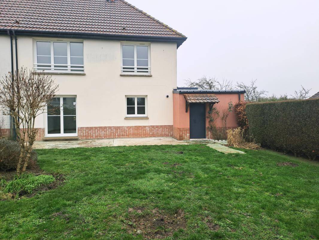 Maison à BRUAY-LA-BUISSIERE