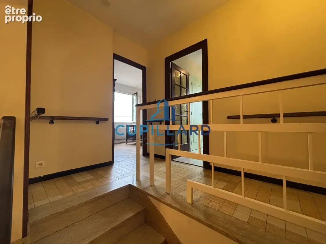 Commelle-vernay - exclusivite - maison - photo 12