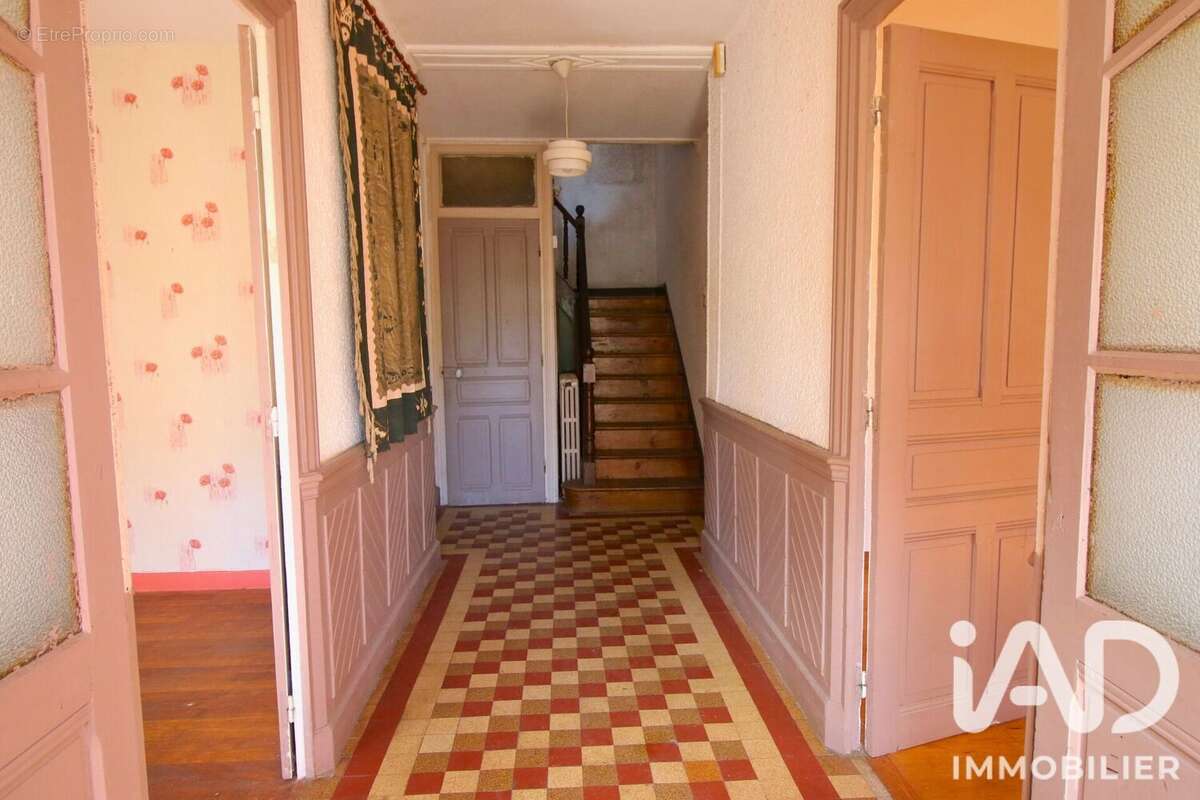 Maison 154 m² à Saint-Alyre-D'arlanc  - photo 5