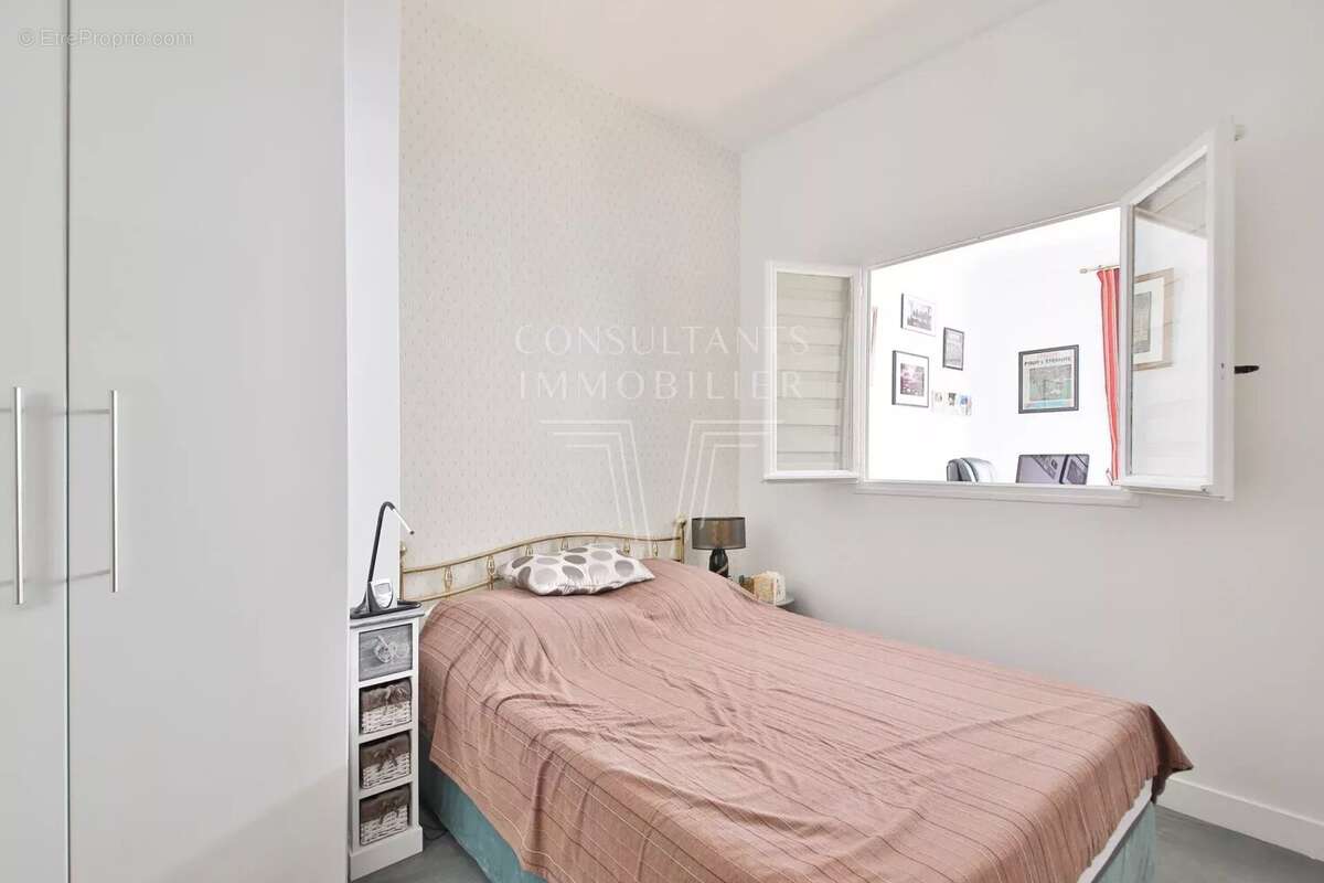 Appartement à PARIS-15E