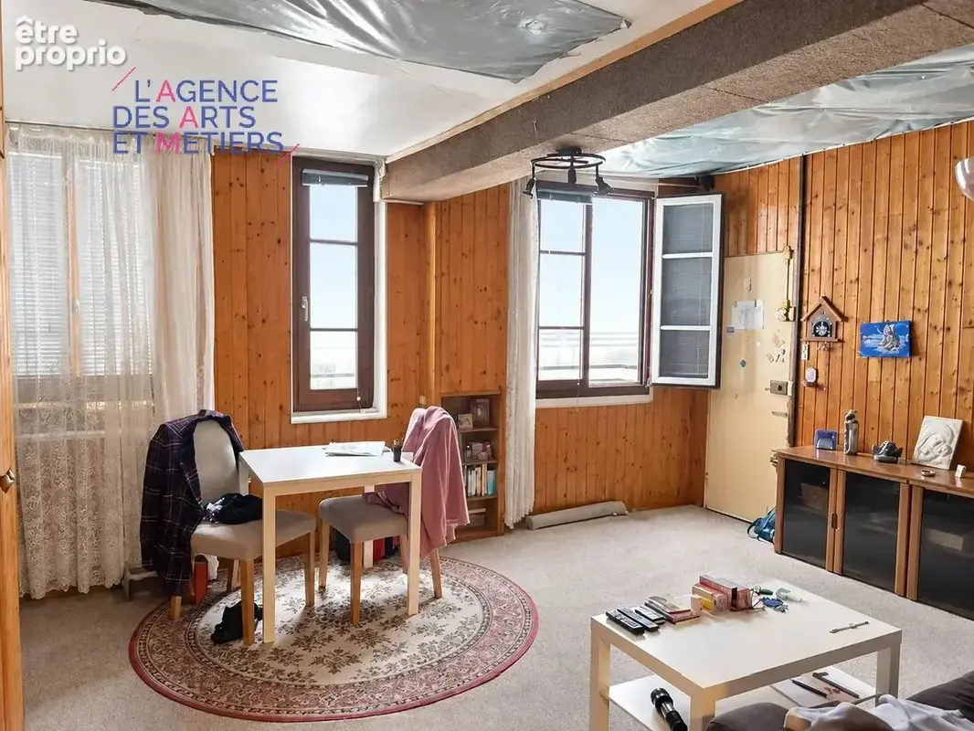 Appartement à PARIS-3E