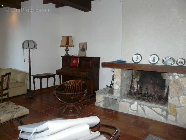 Belle maison de maître sur 10 Ha de prairies et de bois - photo 6