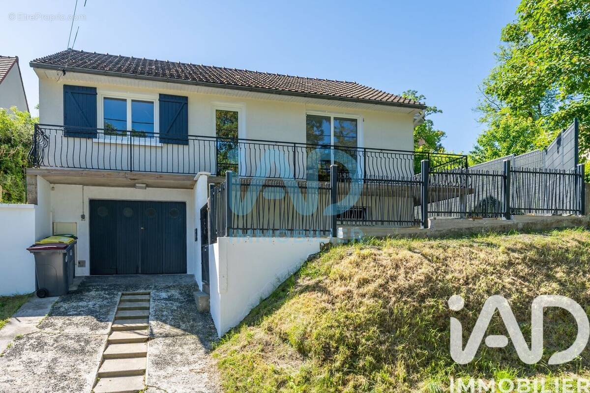 Photo 1 - Maison à MORET-SUR-LOING