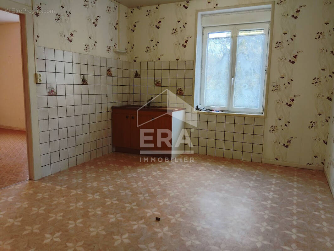 Appartement à LEPANGES-SUR-VOLOGNE
