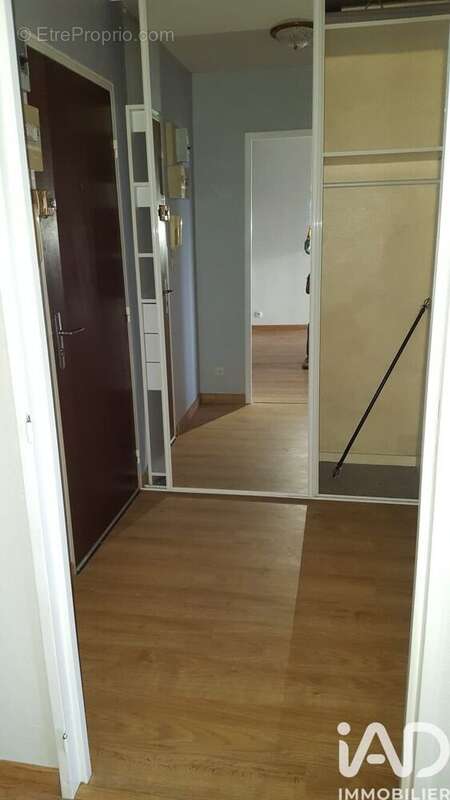 Photo 9 - Appartement à COMPIEGNE