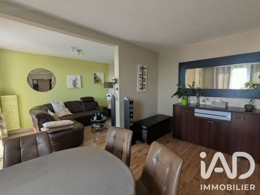 Appartement 60 m² à Villars  - photo 4