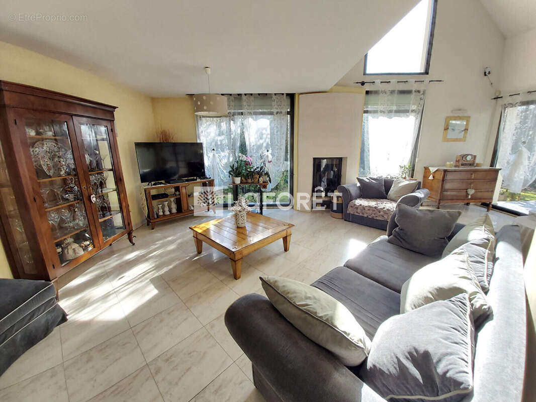 Maison à VILLEMOMBLE