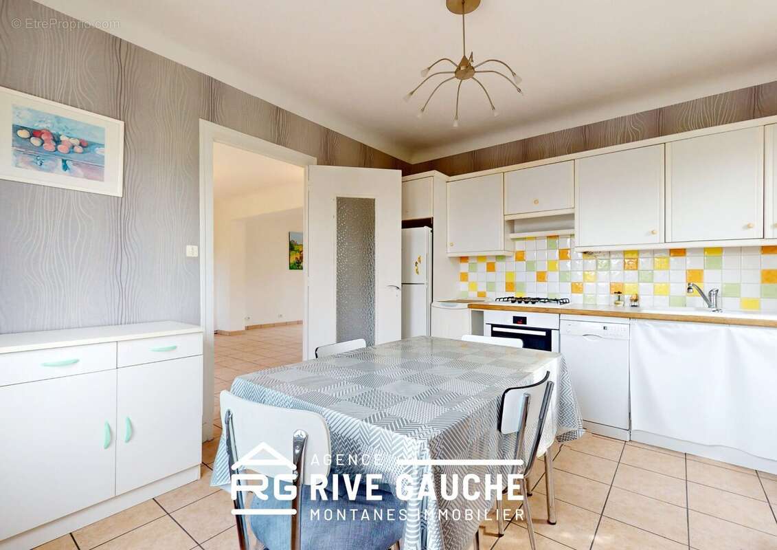 Maison à LE PEAGE-DE-ROUSSILLON