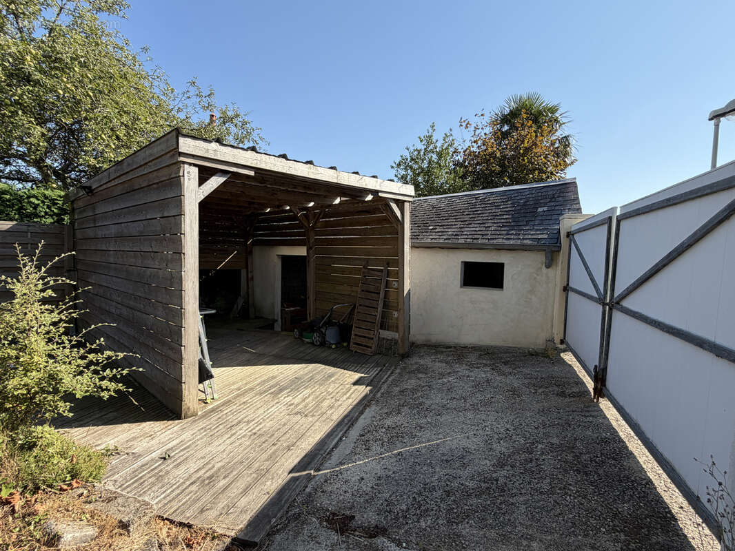 Joli pavillon en bon état, 5 chambres, terrain clos, proche du centre ville - photo 21