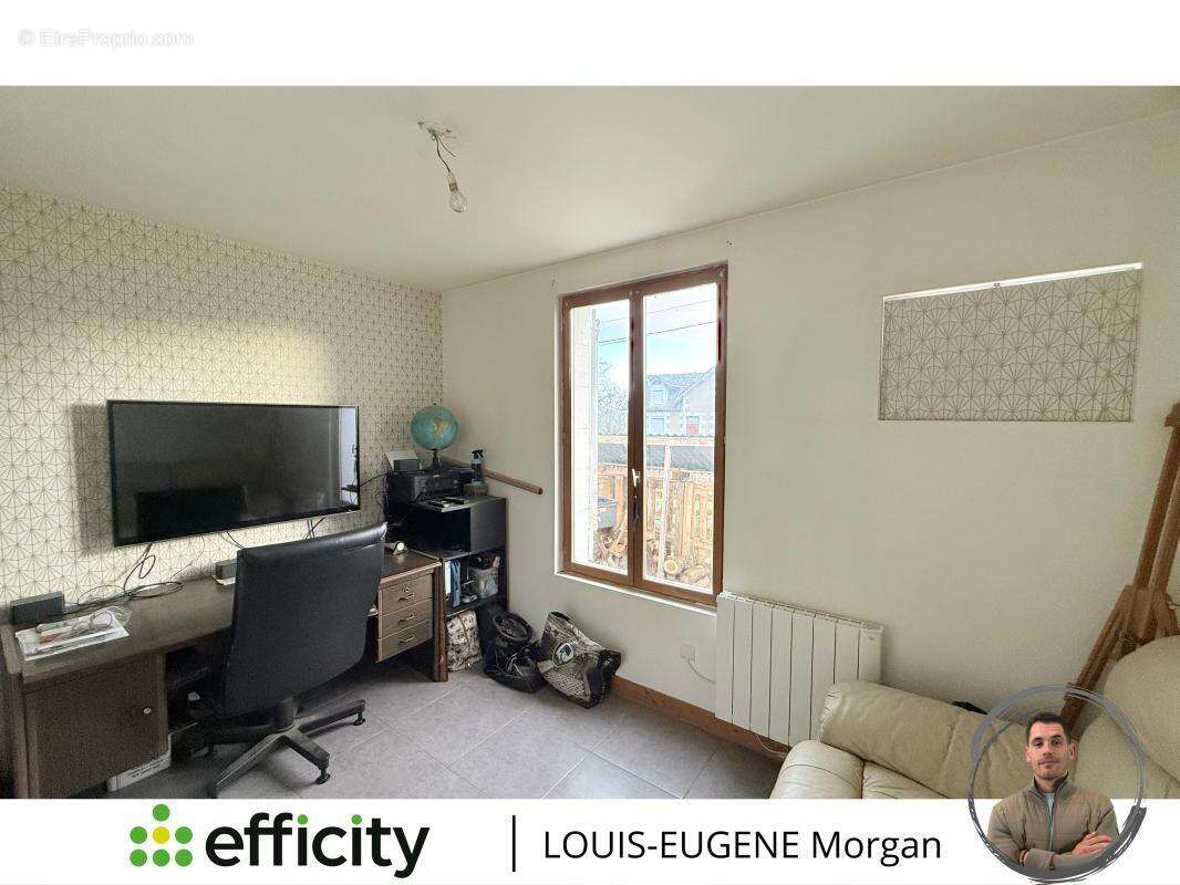 Maison à AVAILLES-LIMOUZINE
