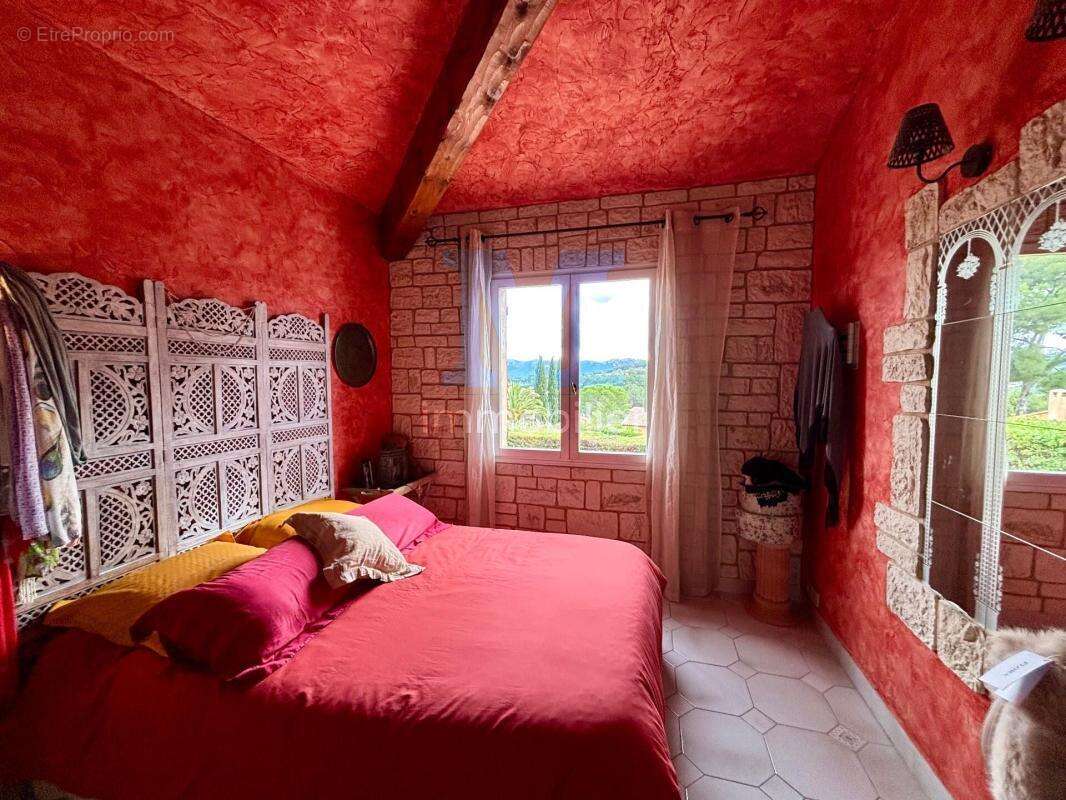 Maison à LA CADIERE-D'AZUR