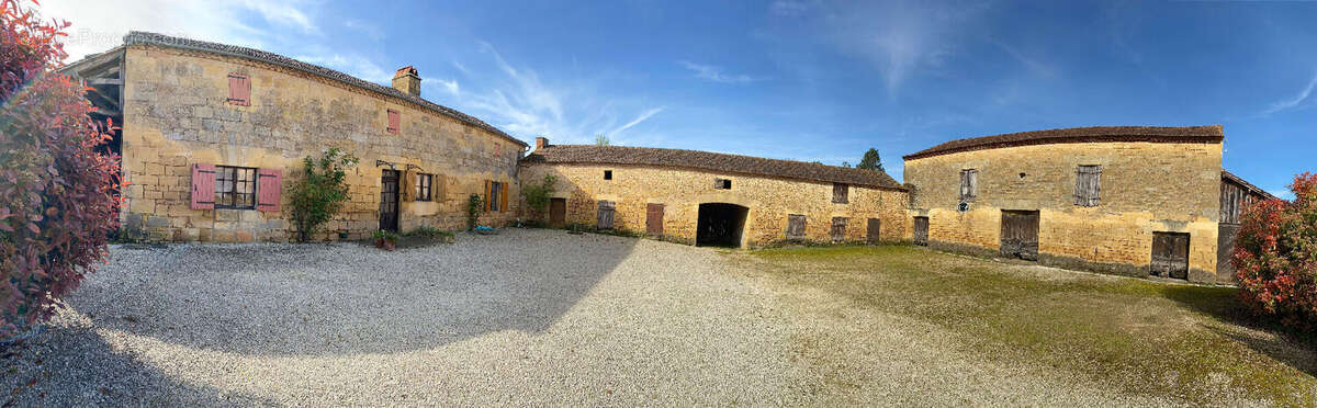 Maison à LES EYZIES-DE-TAYAC-SIREUIL