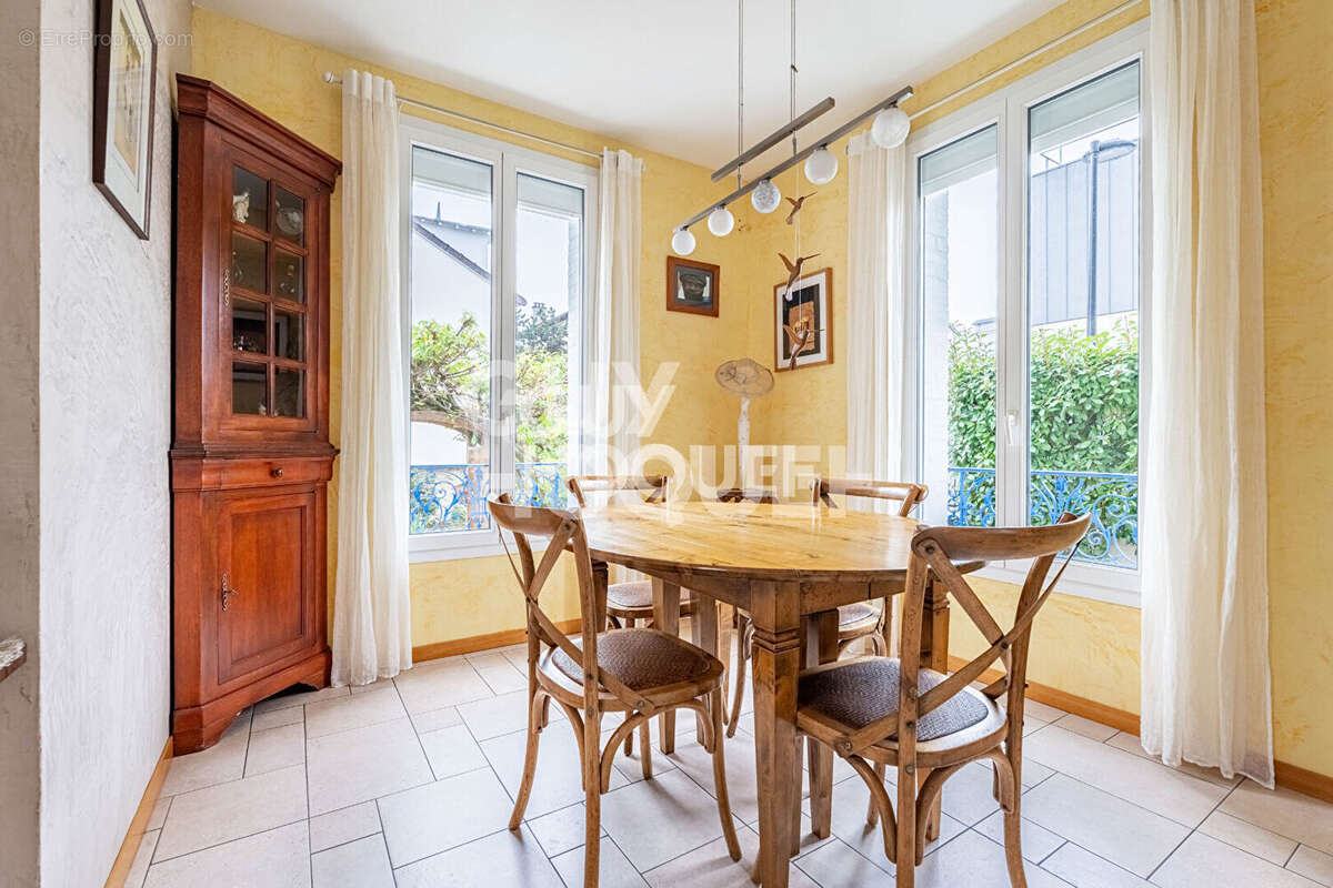 Maison à BOIS-COLOMBES