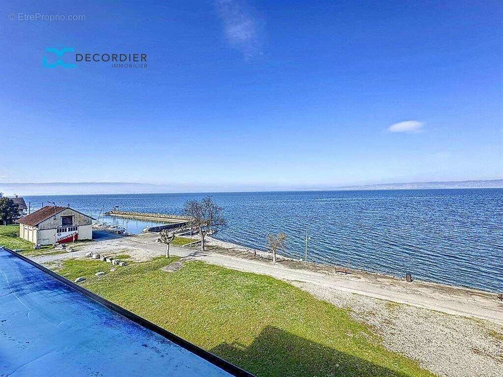 Appartement à EVIAN-LES-BAINS