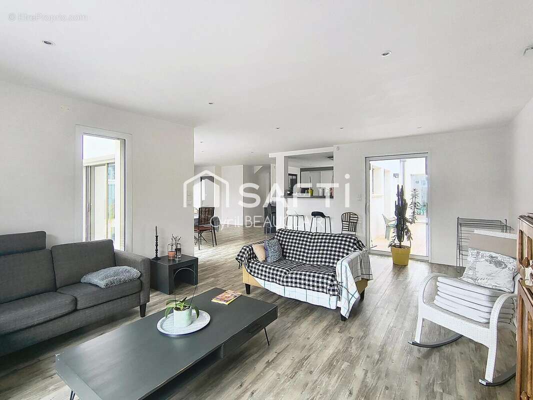 Photo 2 - Maison à BOUAYE