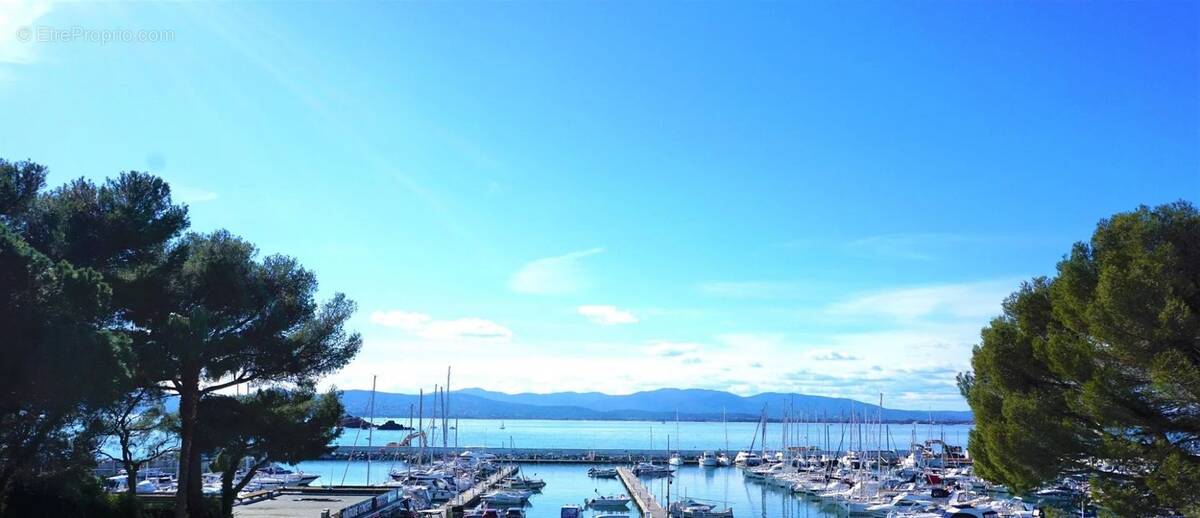 Appartement à SAINT-RAPHAEL